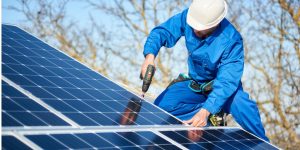 Installation Maintenance Panneaux Solaires Photovoltaïques à Morzine